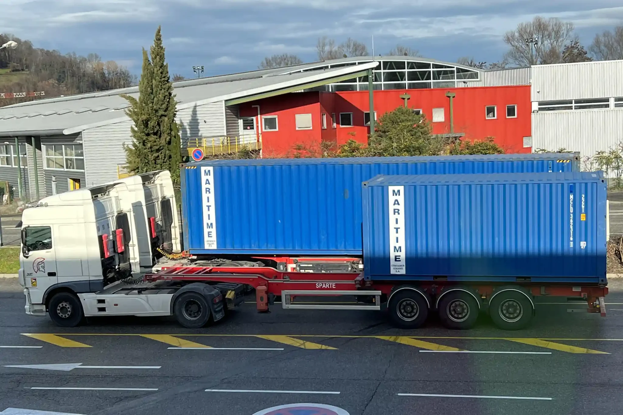 camions sparte conteneur